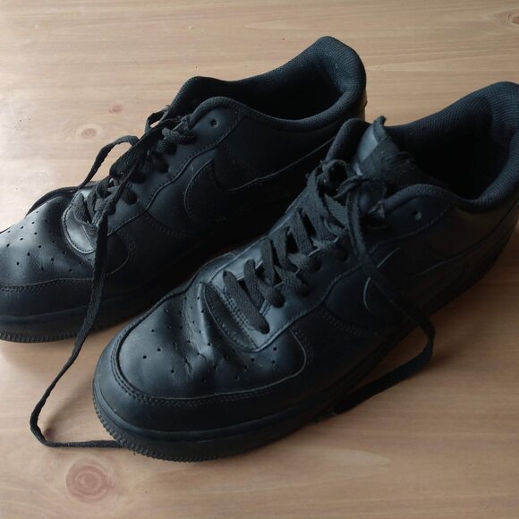 Nike Men's Air Force 1 Black Lace Up Sneakers Size 13 CW2288-001 - Picture 1 of 5